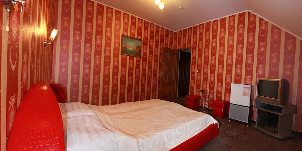 U Anity Hotel Oezjhorod Kamer foto
