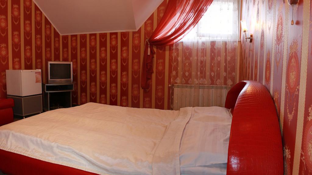U Anity Hotel Oezjhorod Kamer foto